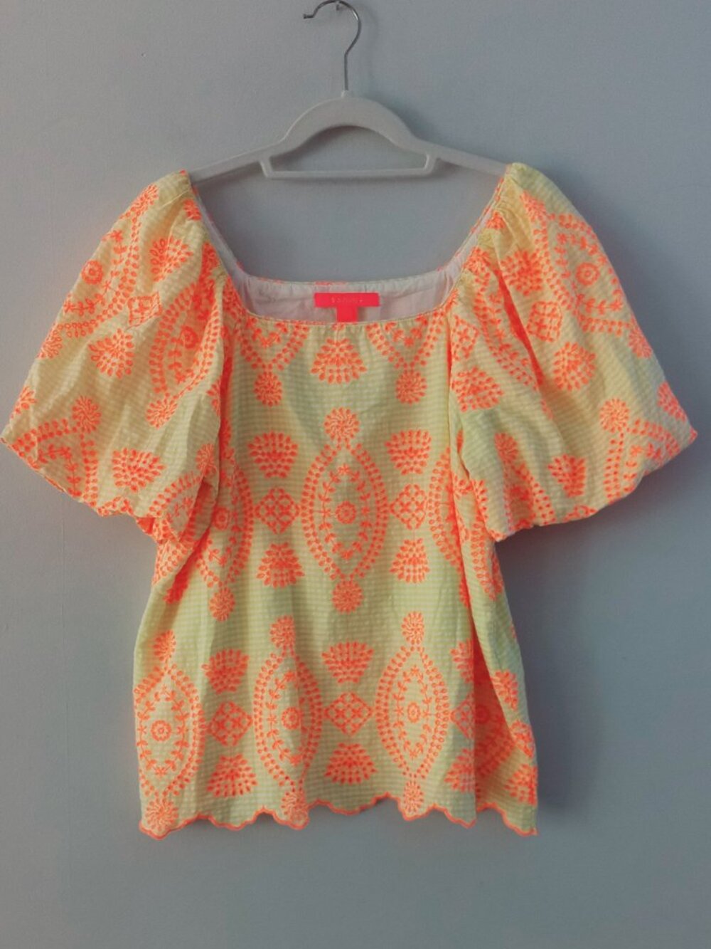 LILLY PULITZER Lettie eyelet top 100% cotton embroidered puff sleeve